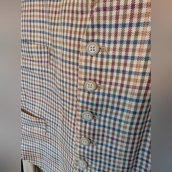 Brooks Brothers Country Gentleman's Vest. 4 Pocket Plaid Wool Button Front Vest. - Picture 2 of 8